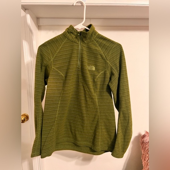 FINAL PRICE DROP The North Face Ladies Pullover with Polartech Thermal Pro - Picture 1 of 7